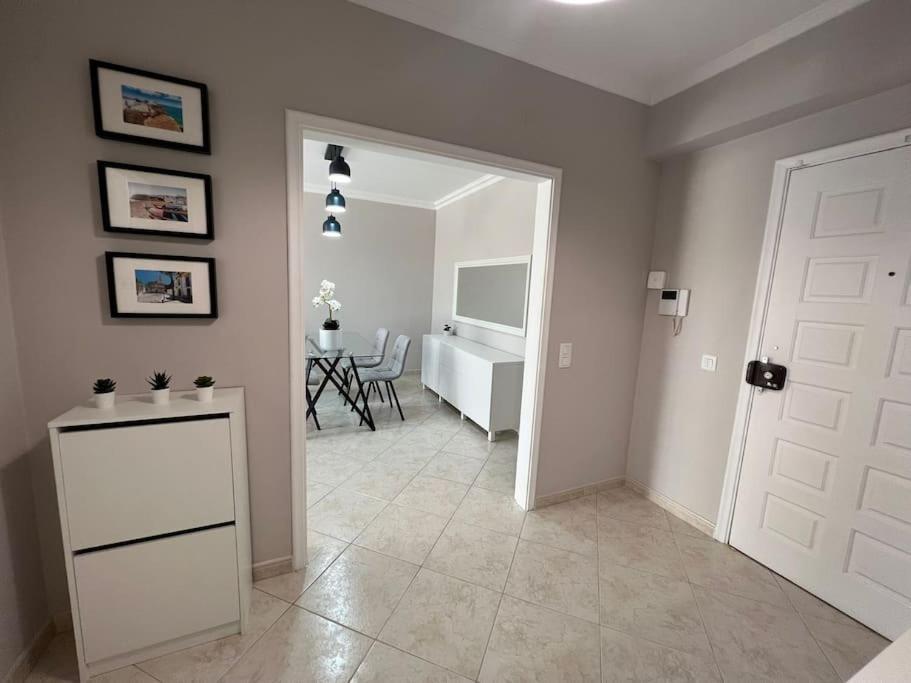 Luxury Modern Beach Apartment Quarteira Esterno foto