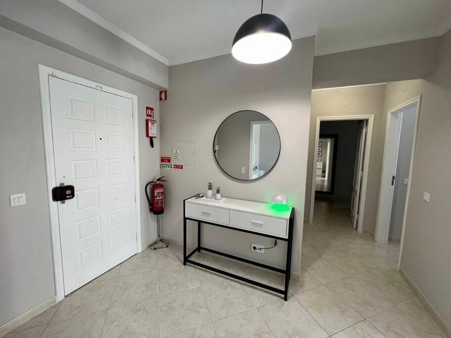 Luxury Modern Beach Apartment Quarteira Esterno foto