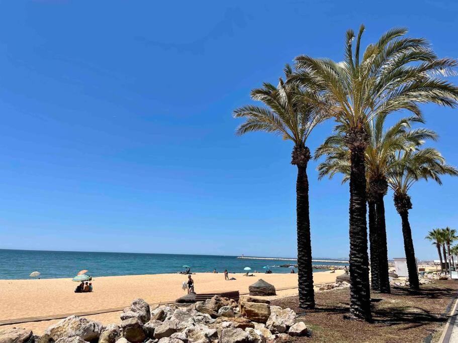 Luxury Modern Beach Apartment Quarteira Esterno foto